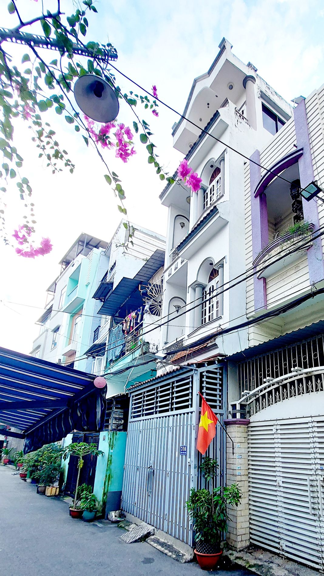 Hẻm xe hơi 8m Cách Mạng, 48m2, 4m × 12m, 4 tầng đẹp, chỉ 7,4 tỷ, nhà đẹp ở ngay