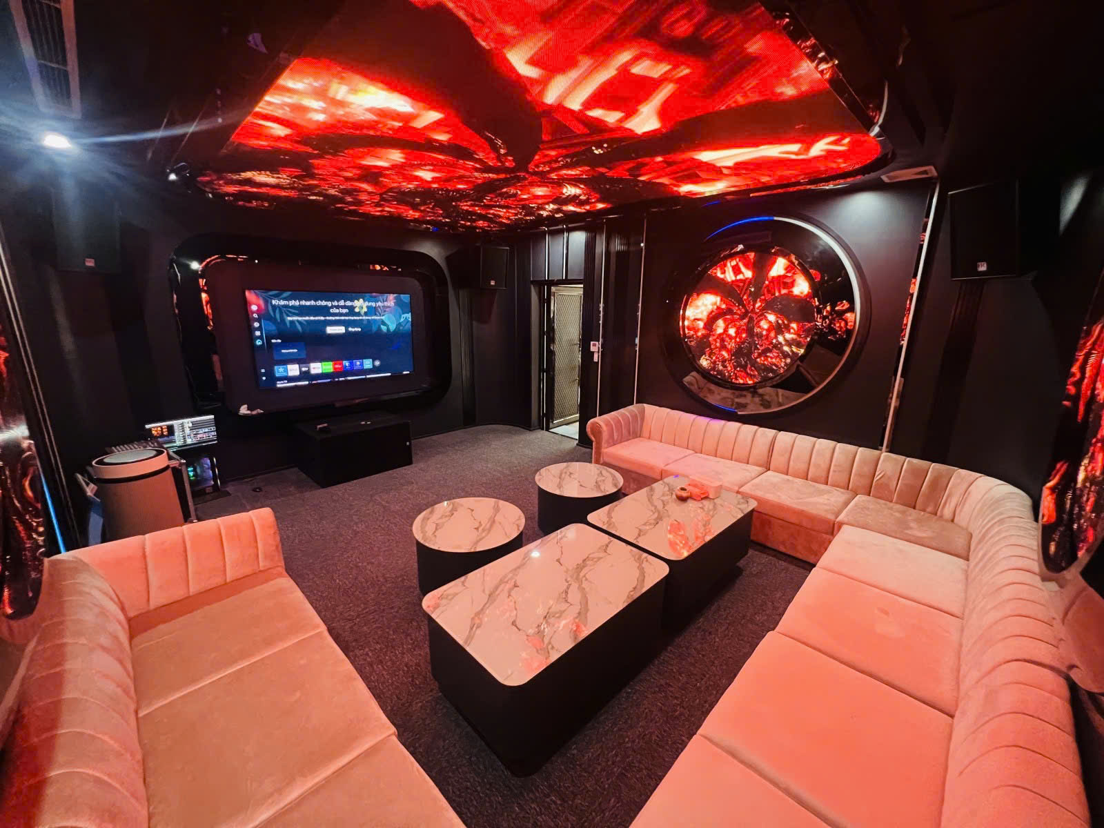 Bán gấp căn siêu phẩm Việt Hưng, diện tích 180m2, mặt tiền 7m, 6 tầng thang máy, kinh doanh, đầy đủ đồ