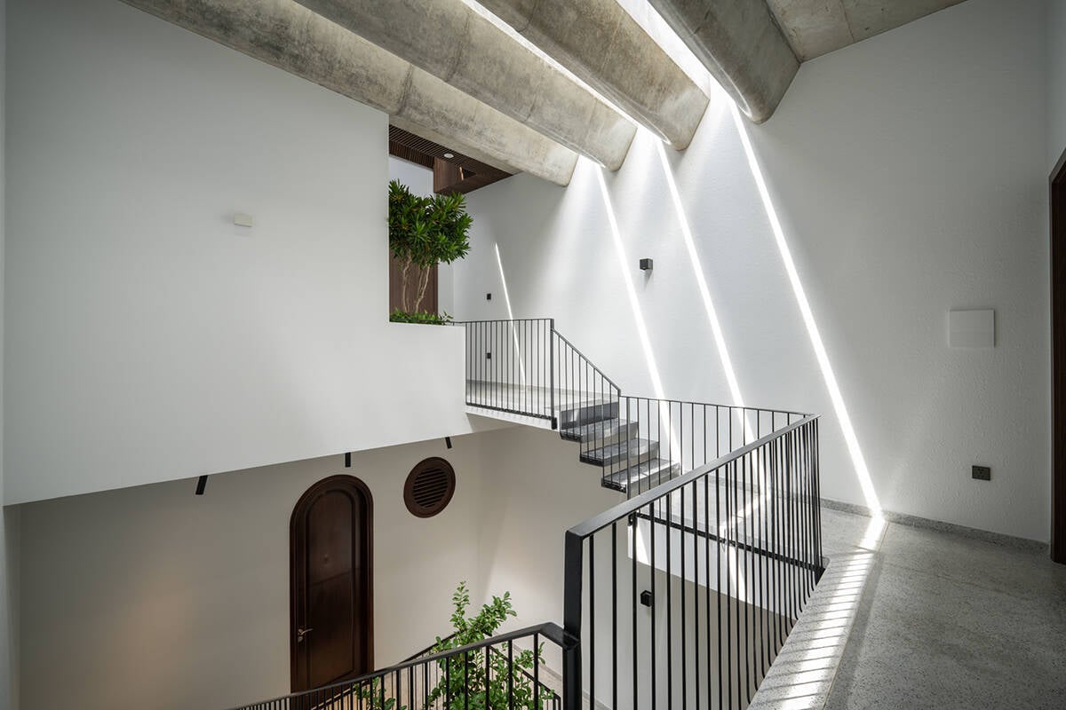 Đường vip nhà mặt tiền Đỗ Tấn Phong, phường 9, Phú Nhuận, 62m2, 2 tầng, còn 10.99 tỷ