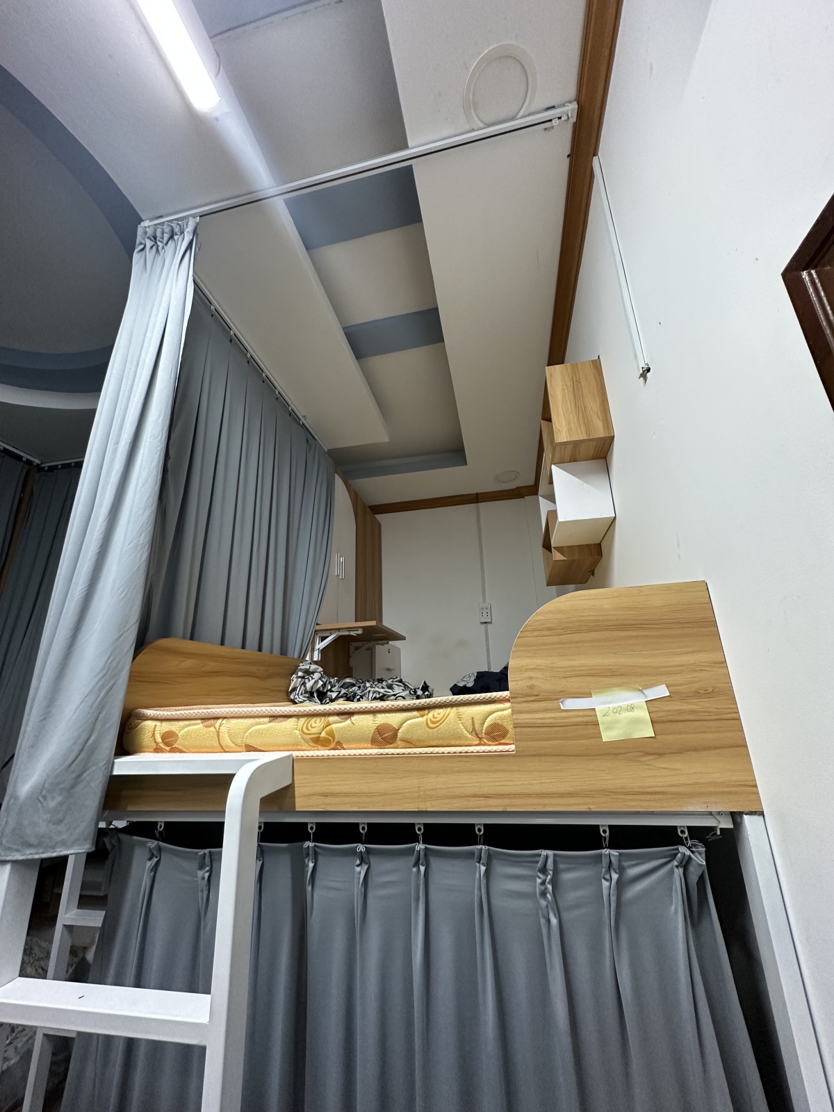 Nhà view góc đẹp 1 sẹc hẻm xe hơi Quang Trung ngang 8.5m, 119m2, 4 lầu đang kinh doanh chỉ 12.8 tỷ