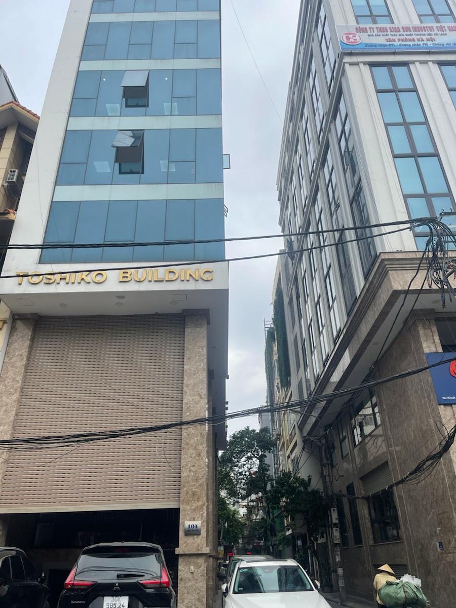 Bán tòa nhà mặt đường Khuất Duy Tiến - 150m2 - 9 tầng - thang máy - lô góc