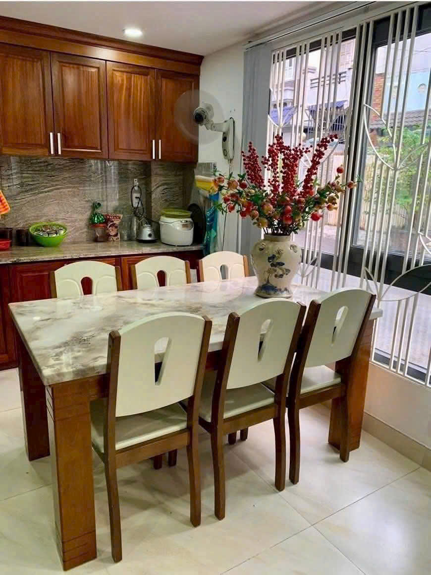 Bán nhà 5 tầng đẹp hẻm 220 Nguyễn Văn Khối 80m2 view góc kinh doanh tốt tặng nội thất chỉ 17 tỷ