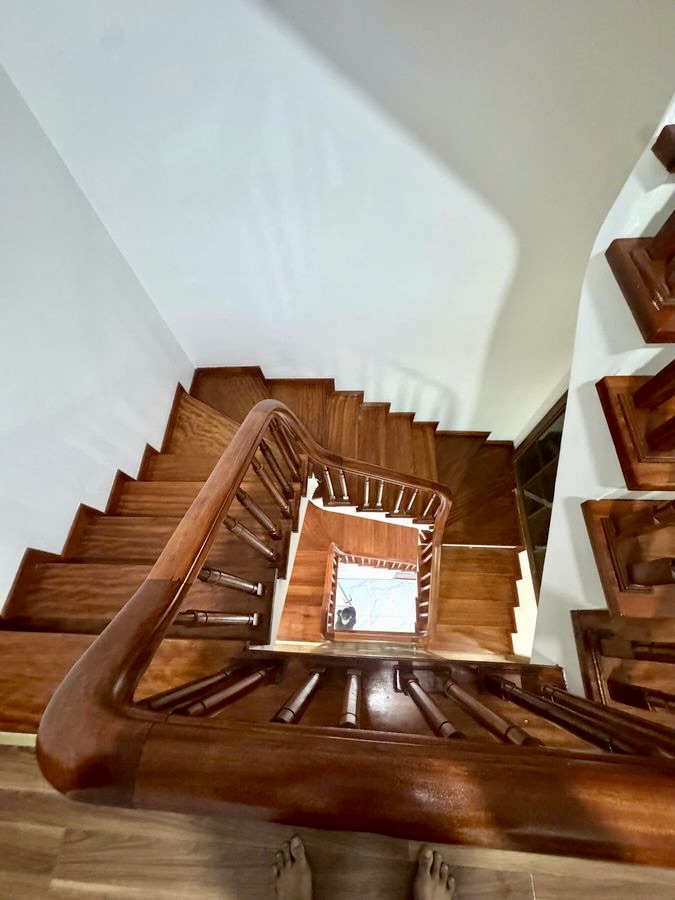 Nhà lô góc Thái Hà - Đống Đa, 3 thoáng, gara ô tô, 6 tầng, kinh doanh tốt - 54m² - 32 tỷ