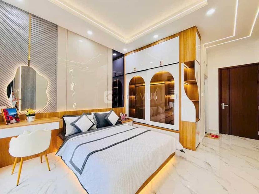 Bán nhà Nguyễn Trọng Tuyển, phường 2, Tân Bình, giá 3,55 tỷ, sổ riêng, tiện ích xung quanh đầy đủ