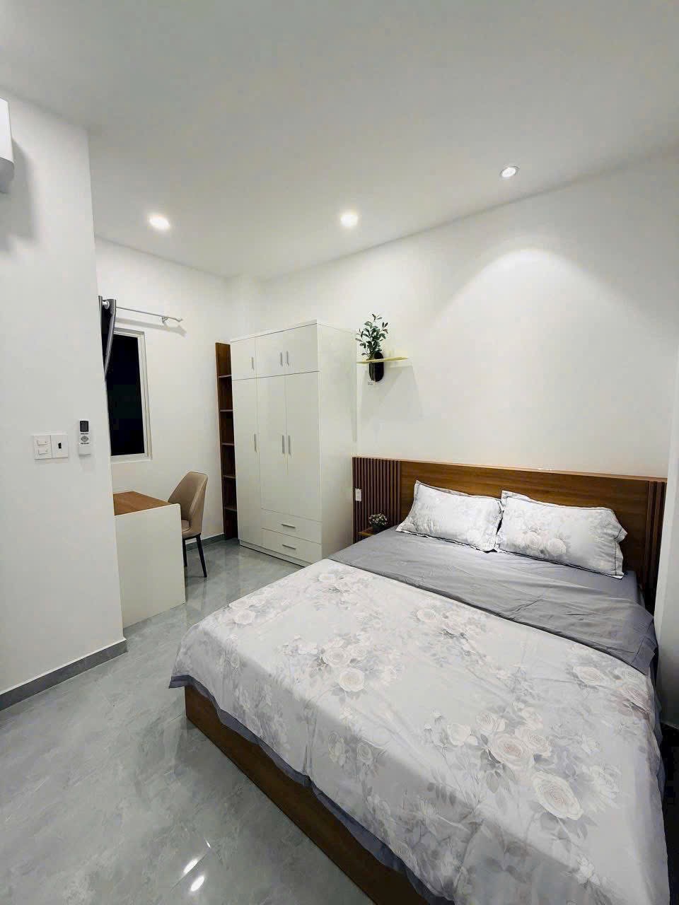 Bán nhà gần sân bay Hoàng Văn Thụ, phường 4, Tân Bình giá bán 2,36 tỷ