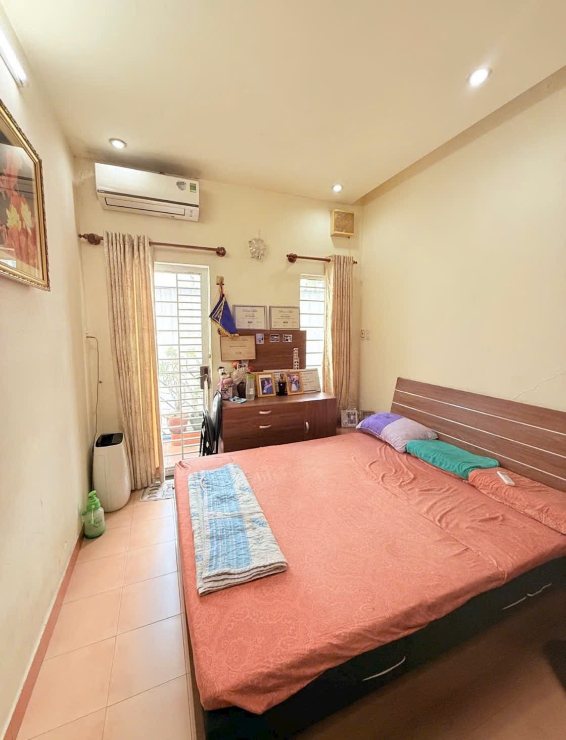 Bán nhà 1,2 tỷ đường Cống Lỡ, phường 15 Tân Bình, 2 phòng ngủ, diện tích 65m2, sổ hồng riêng