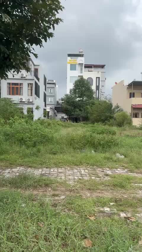 Bán nhà 112m2, giá 14 tỷ đường Trần Quốc Hoàn, sát bãi tắm Khuê Mỹ, Ngũ Hành Sơn, Đà Nẵng