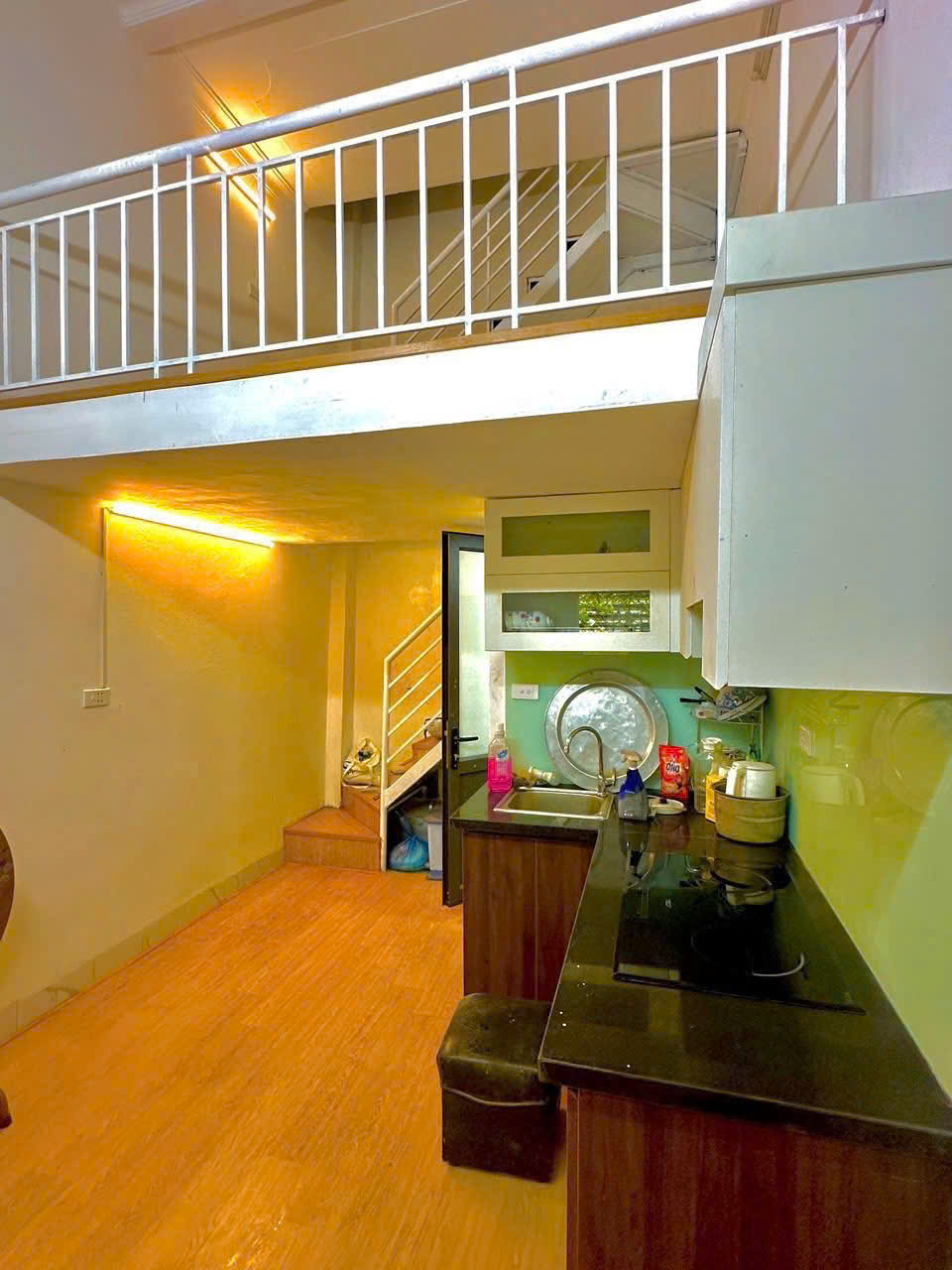 Cần cho thuê nhà riêng ngõ 84 Chùa Láng, Đống Đa 30m2 x 4 tầng giá 11 triệu, nhà sạch đẹp