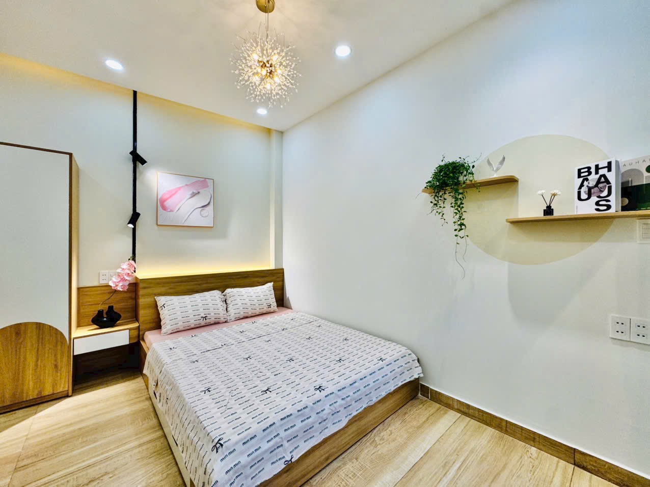 Nhà mới đẹp lung linh, dọn vào ở ngay Cư Xá Nguyễn Đình Chiểu - 3 tầng, giá bán 6,75 tỷ