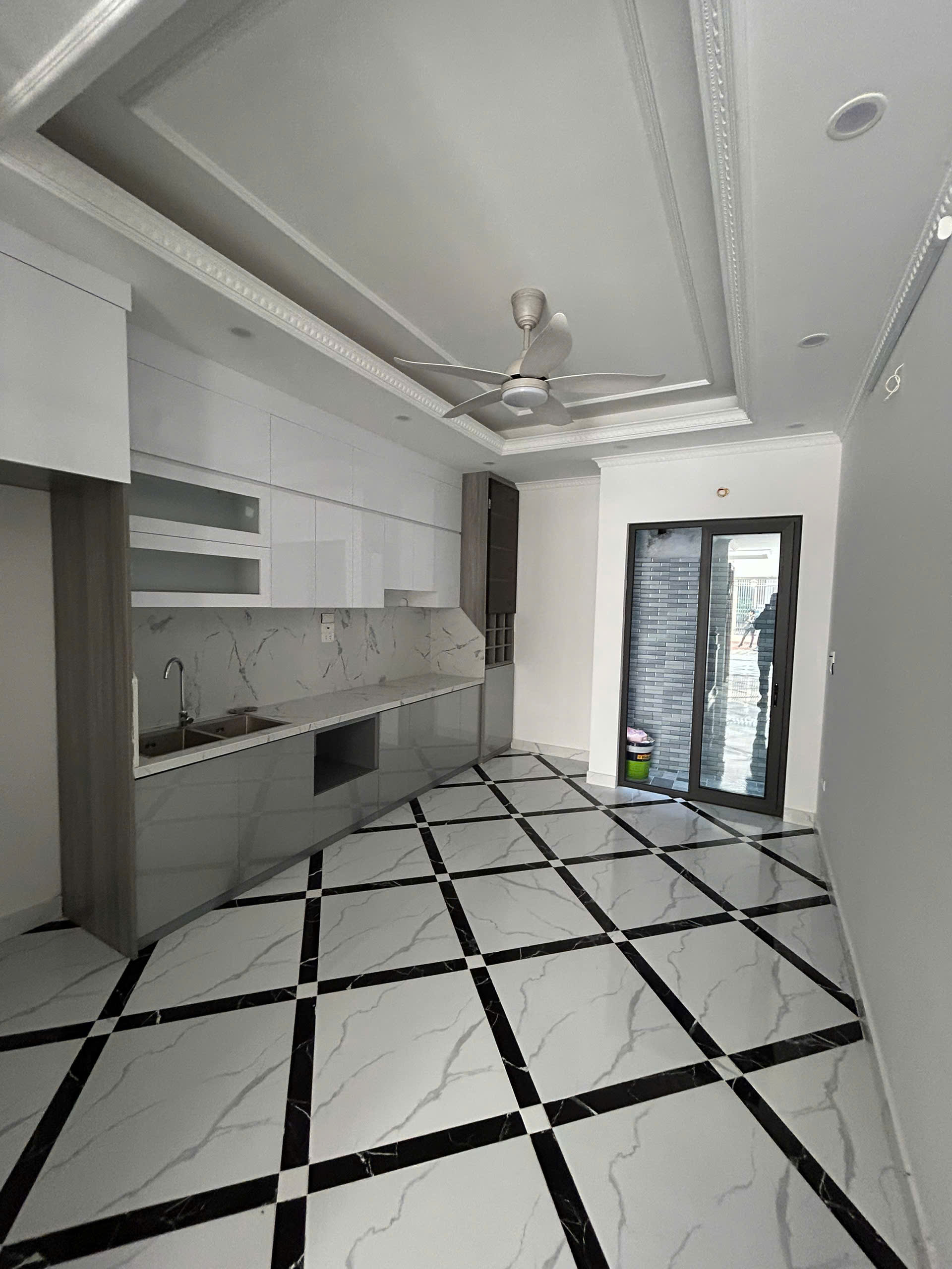 Bán nhà Ngọc Hồi 6 tầng – gara ô tô – thang máy – Đại Hưng (Lạc Thị), Thanh Trì