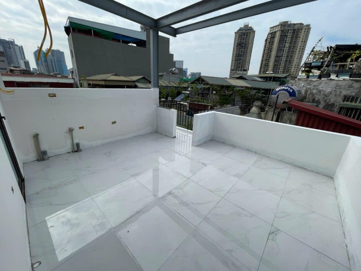 Cần bán gấp nhà dòng tiền doanh thu cao đường Láng 58m2, 5 tầng, khép kín, full đồ, kín khách