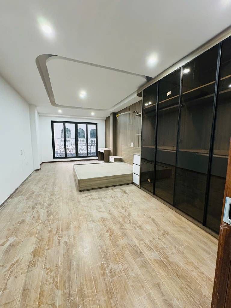 Siêu phẩm 7 tầng Phú Thượng giá đẹp