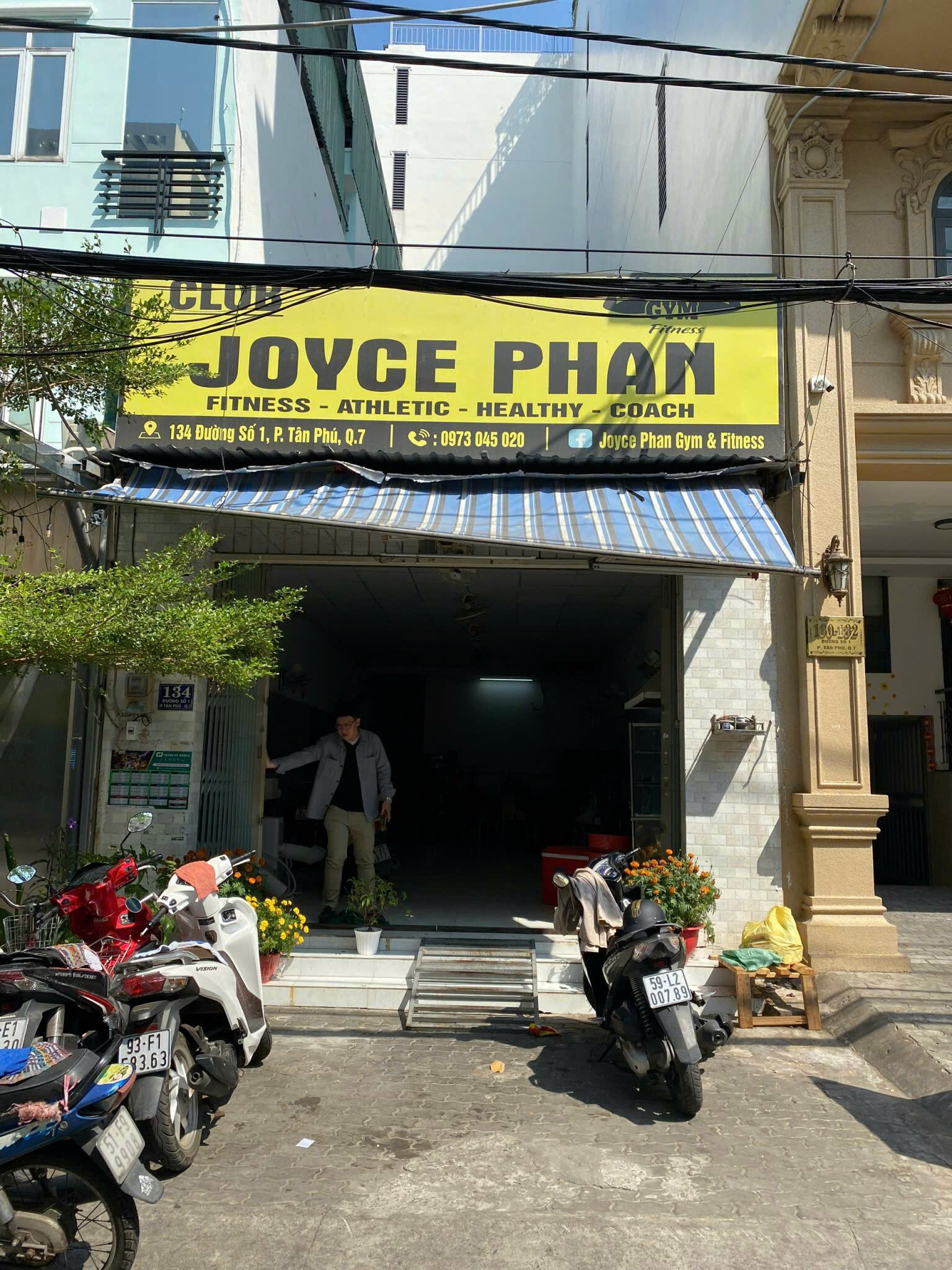 Bán nhà Quận 7 đường số 1, phường Tân Phú, diện tích 111m2, cấp 4, giá 21 tỷ