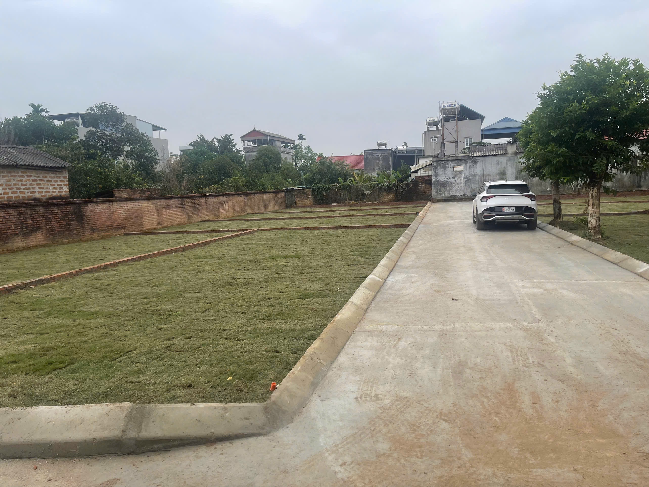 Đất trung tâm đô thị vệ tinh Hoà Lạc, diện tích 100m2, giá 3,8 tỷ