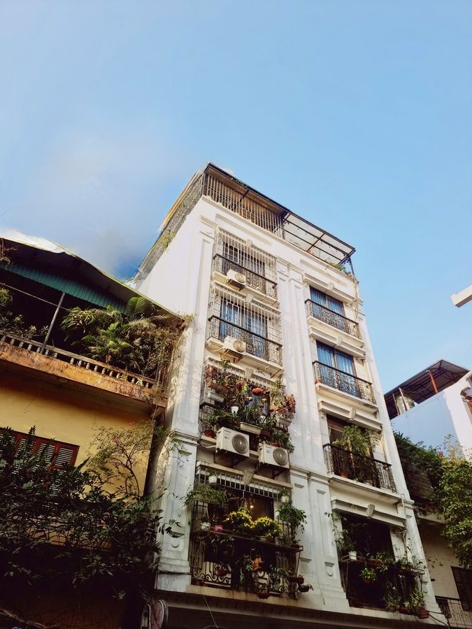 Bán nhà Thái Hà - Đống Đa, 52m2, 6 tầng thang máy, 4 ngủ, ô tô đỗ cổng, gần phố, 21 tỷ