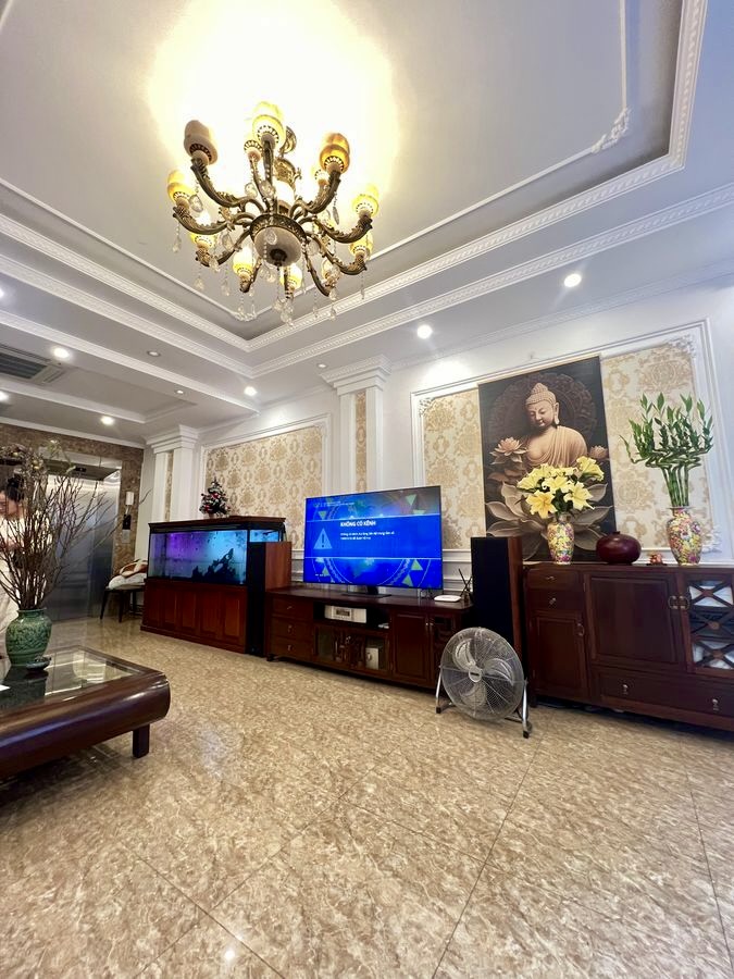 Bán nhà Thái Hà - Đống Đa, 52m2, 6 tầng thang máy, 4 ngủ, ô tô đỗ cổng, gần phố, 21 tỷ