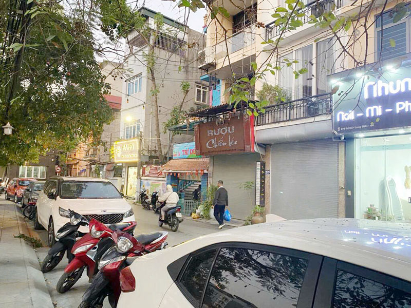 Cần bán 44,9m2 nhà 4 tầng mặt hồ Bồ Đề, view hồ đẹp, vừa ở vừa kinh doanh buôn bán