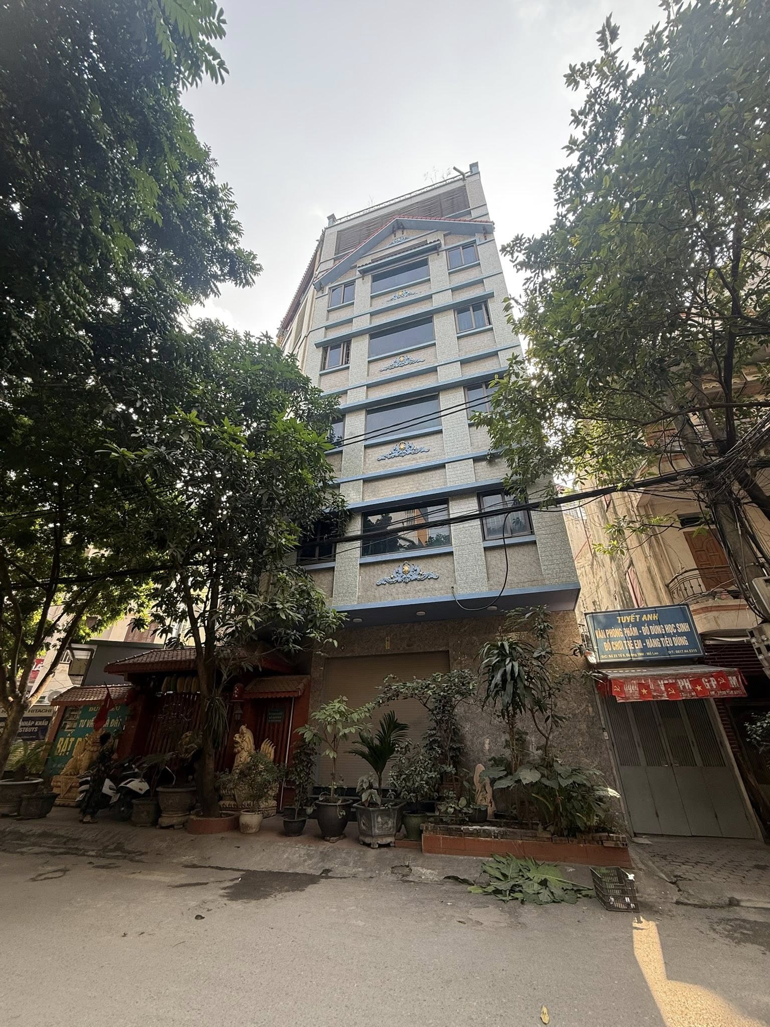 Bán tòa nhà mặt đường 18m2 khu đô thị Mỗ Lao, 95m2, 7 tầng, thang máy