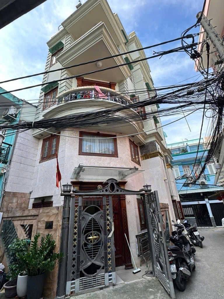 Bán nhà quận 7 sát mặt tiền đường số 77 Tân Quy, nhà 5 tầng, chỉ 14 tỷ