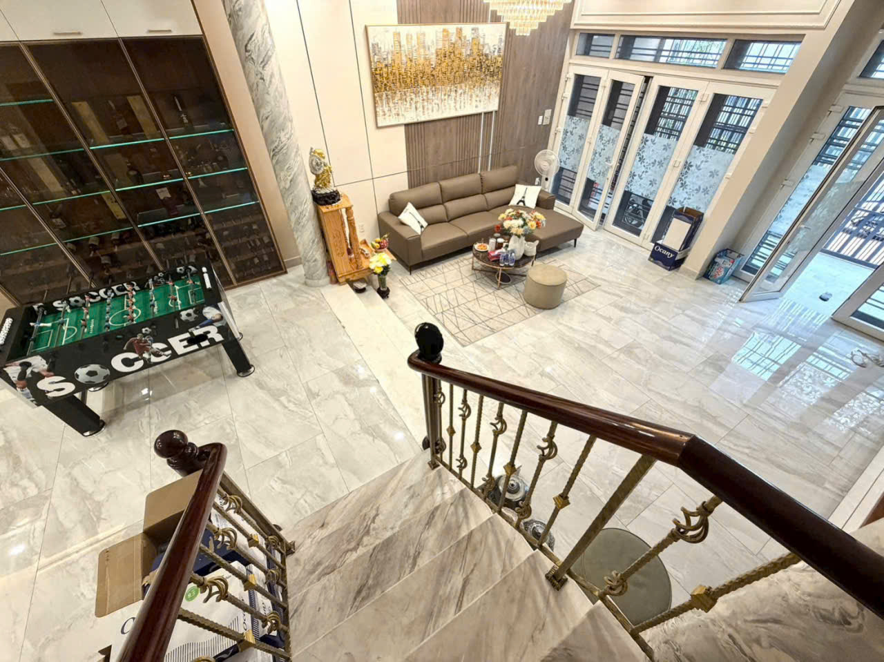 Sở hữu biệt thự đẳng cấp 1 trệt 3 lầu trung tâm Sài Gòn may mắn và thịnh vượng