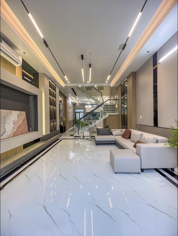 Nhà 1 trệt 1 lầu lên đến 112m ngay mặt tiền Phan Đăng Lưu - Thủ Dầu Một