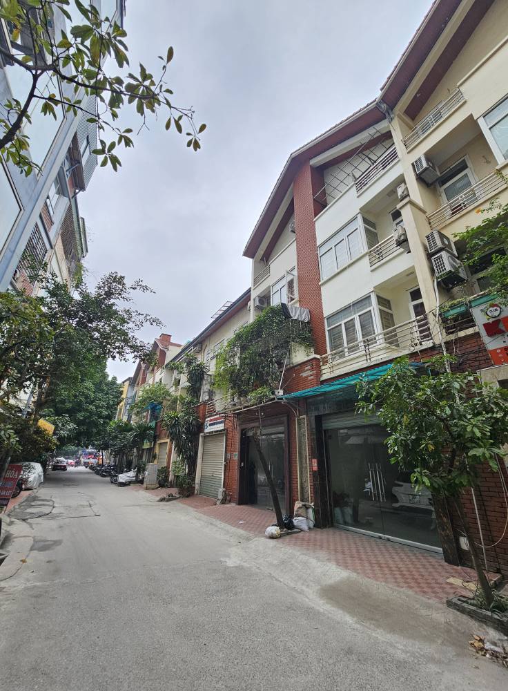 Bán nhà liền kề khu đô thị làng Việt Kiều Châu Âu, 85m2 - 4 tầng - kinh doanh