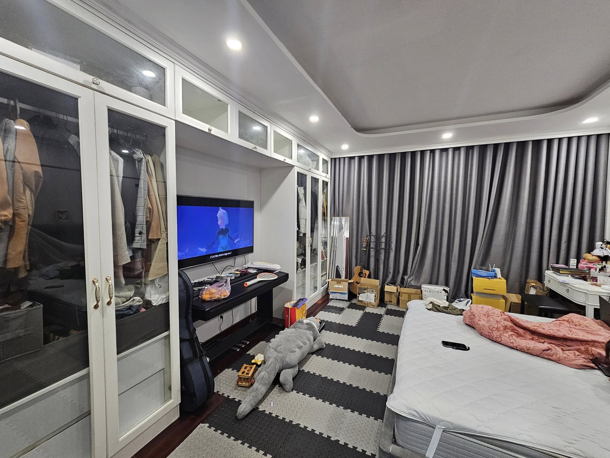 Bán nhà liền kề khu đô thị làng Việt Kiều Châu Âu, 85m2 - 4 tầng - kinh doanh