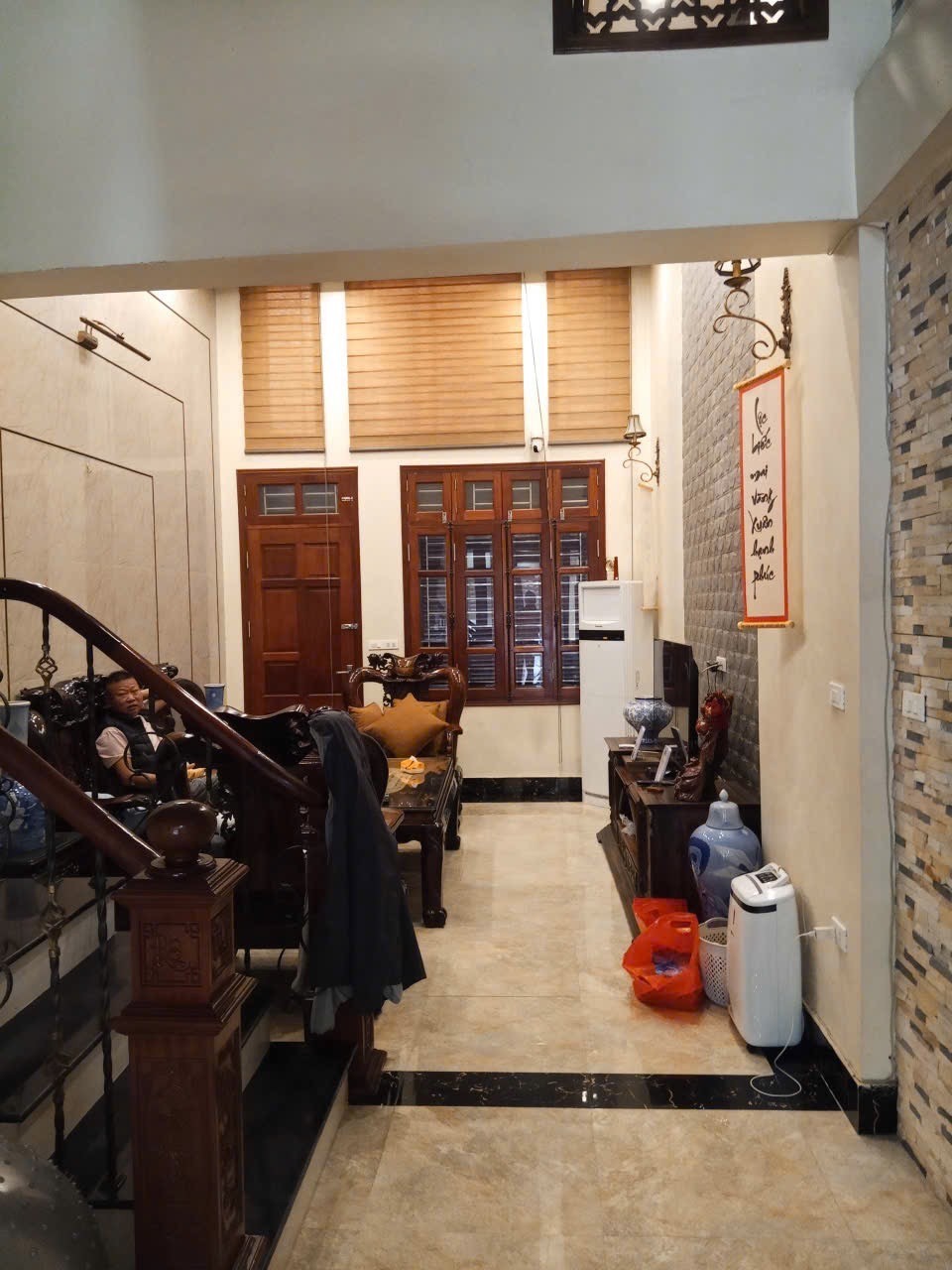 2 mặt ngõ ô tô đỗ cửa, Vũ Tông Phan, ô chờ thang máy, 56m2, 5 tầng, mặt tiền 3,8m, 16,7 tỷ