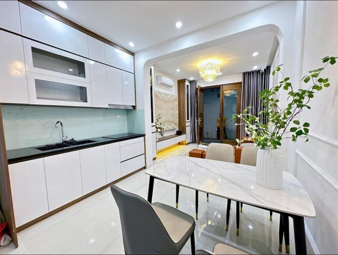 Bán nhà mới An Khánh, Vinsmart City, Lê Trọng Tấn 33m, 5 tầng, 3 phòng ngủ, gần đường lớn