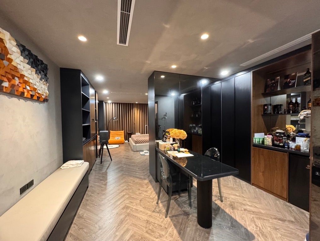 Bán nhà phố Huỳnh Thúc Kháng, 8 tầng thang máy, ô tô tránh vỉa hè kinh doanh, 69m2, giá chào 47 tỷ