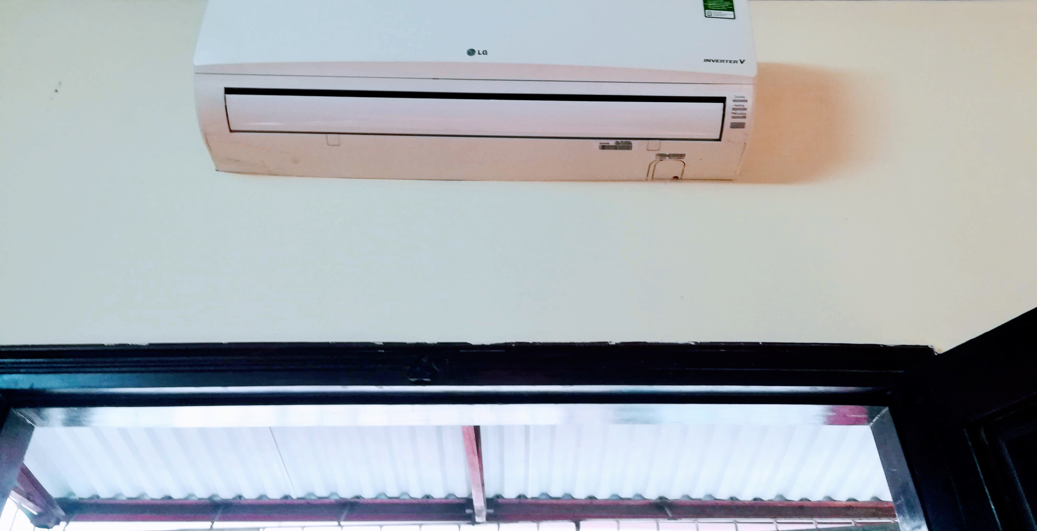 Cho thuê căn nhà 316 Đê La Thành Nguyên, căn 3,5 tầng, quận Đống Đa, giá cho thuê, 7 triệu tháng đủ nội thất cơ bản