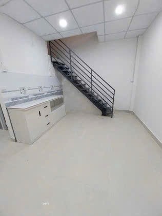 Bán nhà An Lạc, Bùi Tư Toàn, mặt tiền 9,9m, xe hơi đậu cửa thu nhập ổn định, giá 20 triệu/ tháng