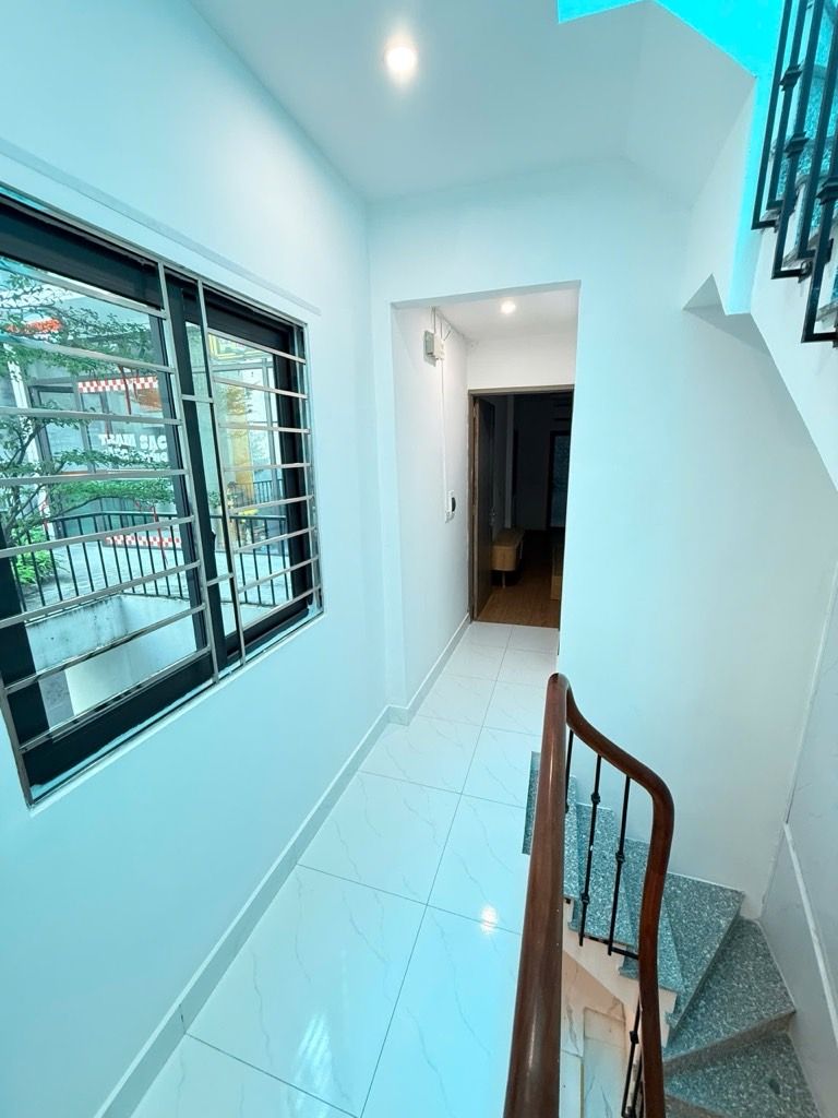 Nhà đẹp full nội thất - diện tích rộng - 3 phòng ngủ - ngõ rộng - trung tâm Đống Đa - 47m2 - giá 9 tỷ