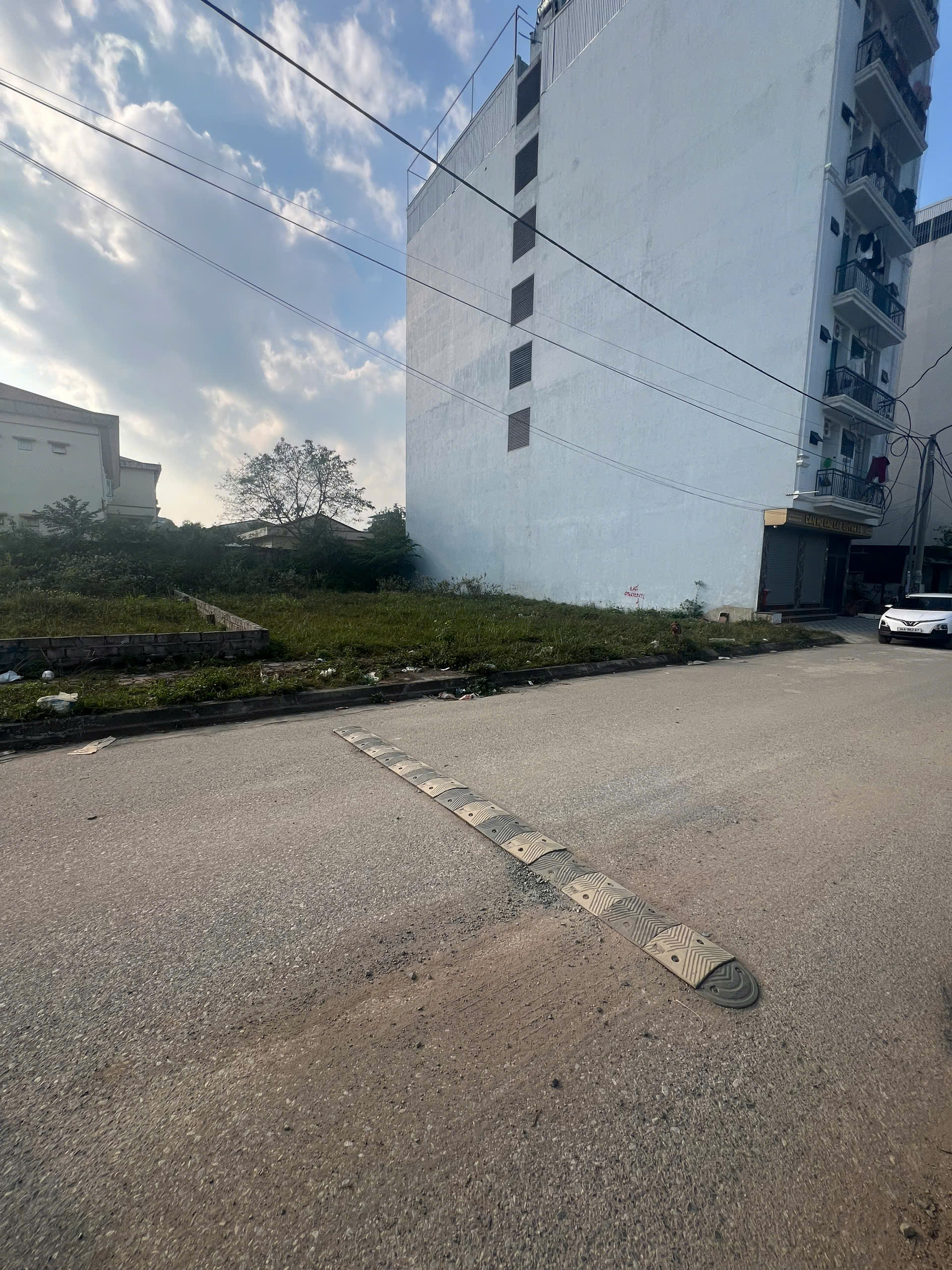 Đất nền cạnh ga Metro 5 Phú Cát