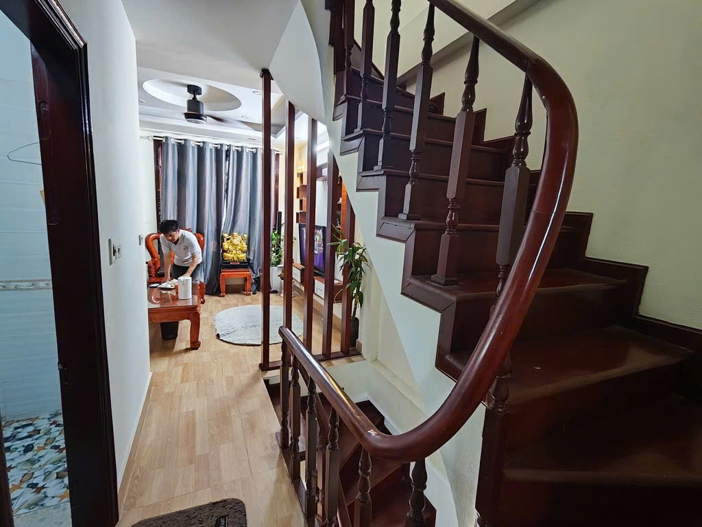 Bán nhà dân xây lô góc ô tô đỗ cửa Cổ Điển A – Tứ Hiệp, Thanh Trì 34m², 5 tầng, giá 6,9 tỷ