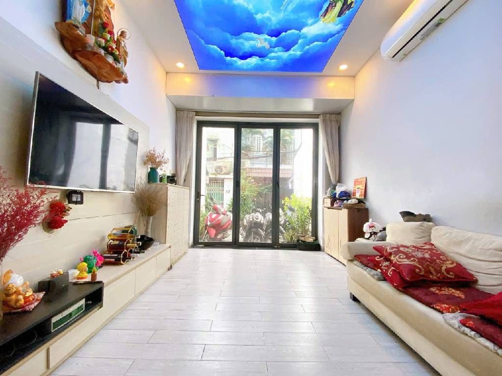 Nhà đẹp 5 tầng hẻm Tân Kỳ Tân Quý, 65m2, 6 ngủ, giá 8.5 tỷ, ở ngay