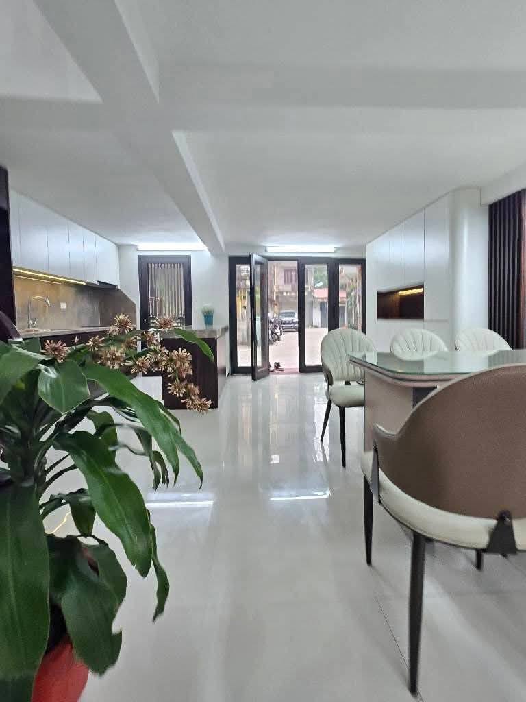 Bán nhà phân lô lô góc 3 mặt thoáng ô tô tránh, khu đô thị Pháp Vân, Hoàng Mai, 36m², 5 tầng