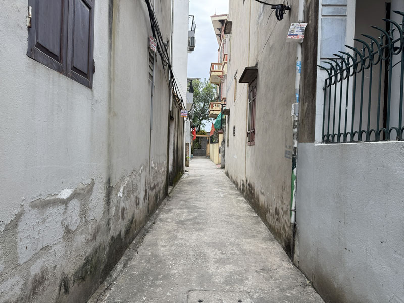 Cần bán 60m2 đất ngõ 32121 Phúc Lợi, Gần 3 tòa chung cư đang xây, cách 30m ra đường ô tô đỗ