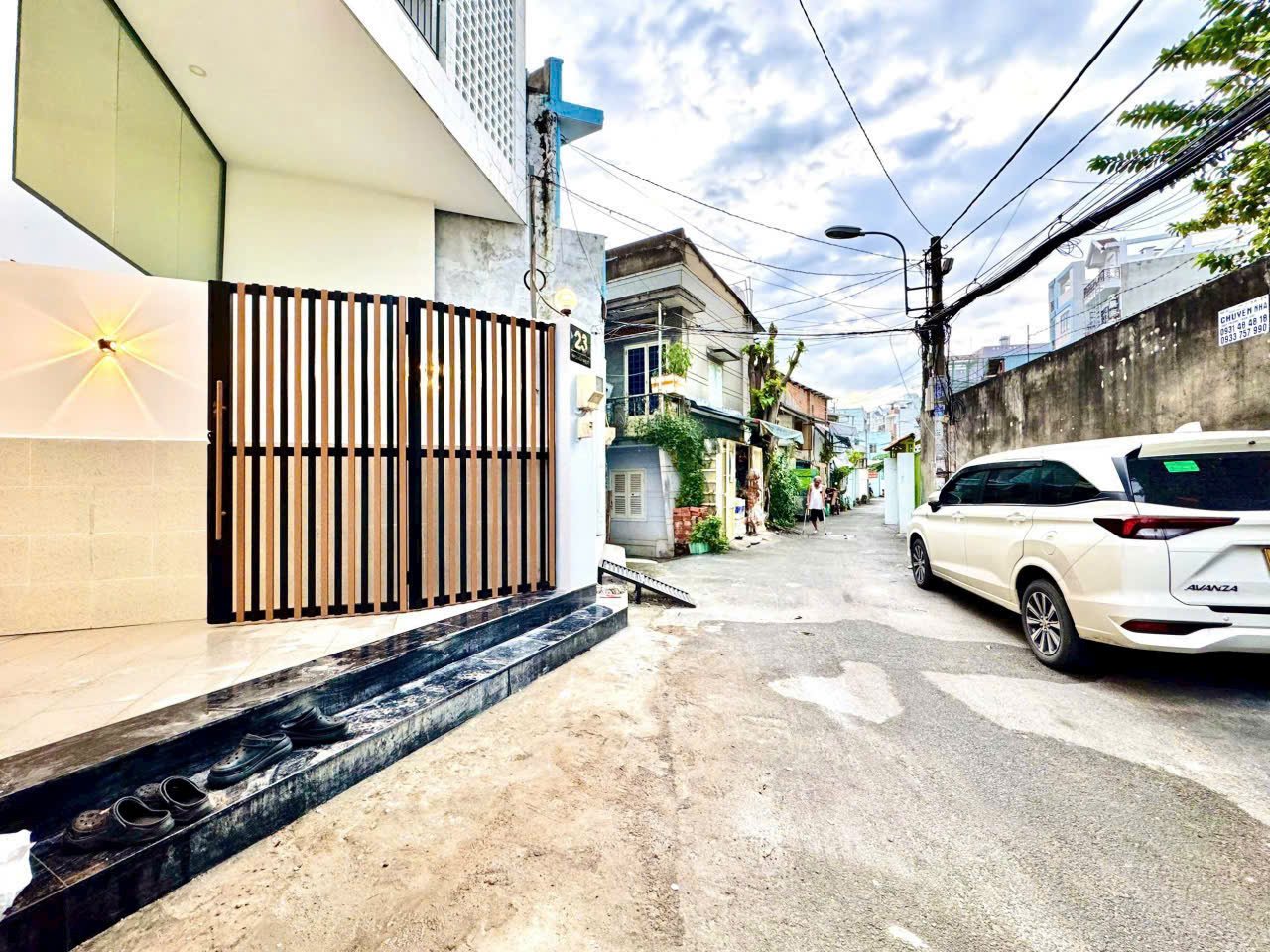 Bán nhà mặt tiền sát trục Phạm Văn Đồng qua Bình Thạnh 5 phút giá siêu hot cho diện tích 60m2