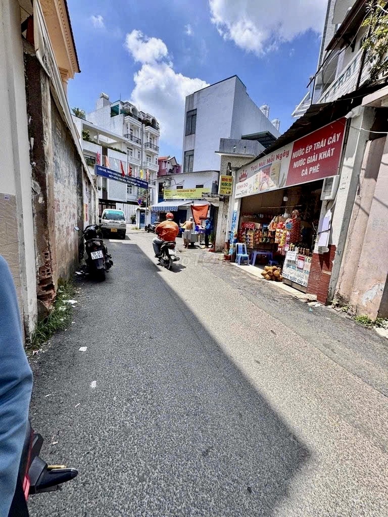 Bán nhà Nguyễn Văn Đậu, phường 11, Bình Thạnh, hẻm 6m - hẻm thông tứ phía, giá bán 13 tỷ