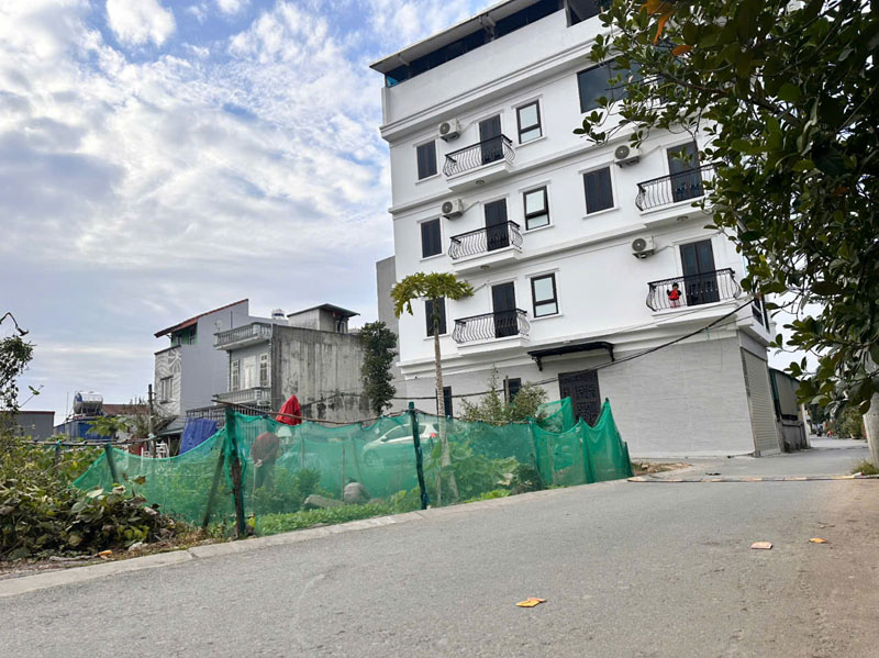 Cần bán 59m2 đất mặt đường Lê Xá, Bát Tràng, đường thông ô tô 16 chỗ, cách vin chỉ 500m