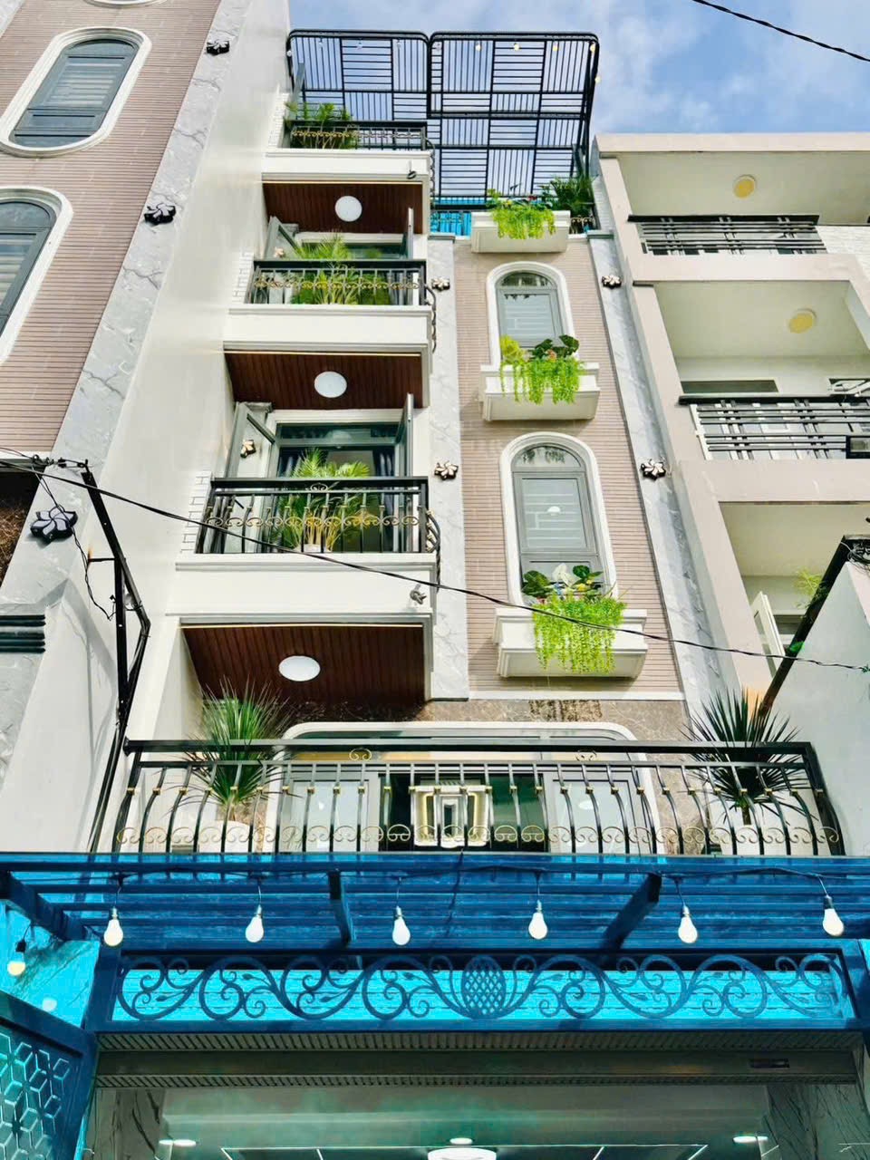 Bán nhà sát mặt tiền 50m2 nở hậu full công năng, 7 tỷ