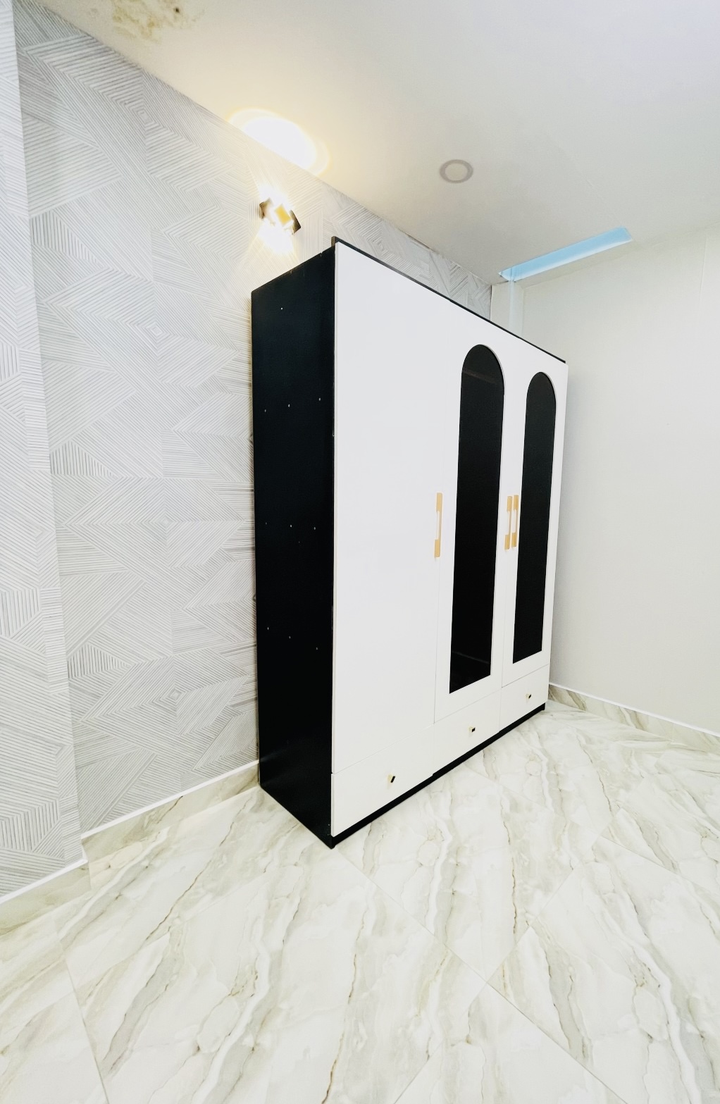 Quang Trung 4.5m x 10m, 3 tầng, 3 ngủ, đẹp, rẻ