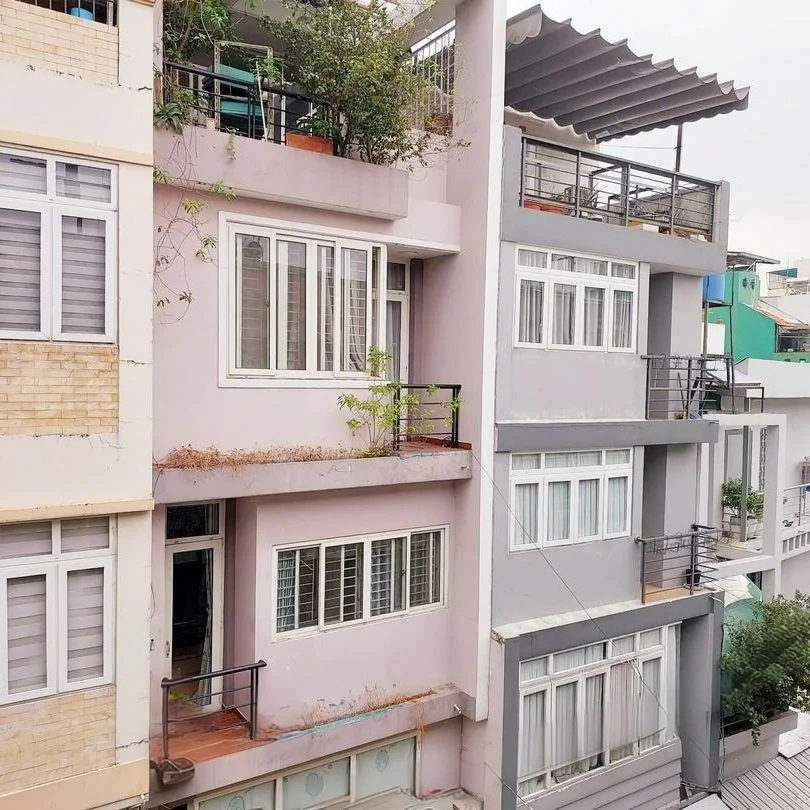 Bán căn hộ lầu 3, Nguyễn Thiện Thuật, 45m2, vị trí đẹp