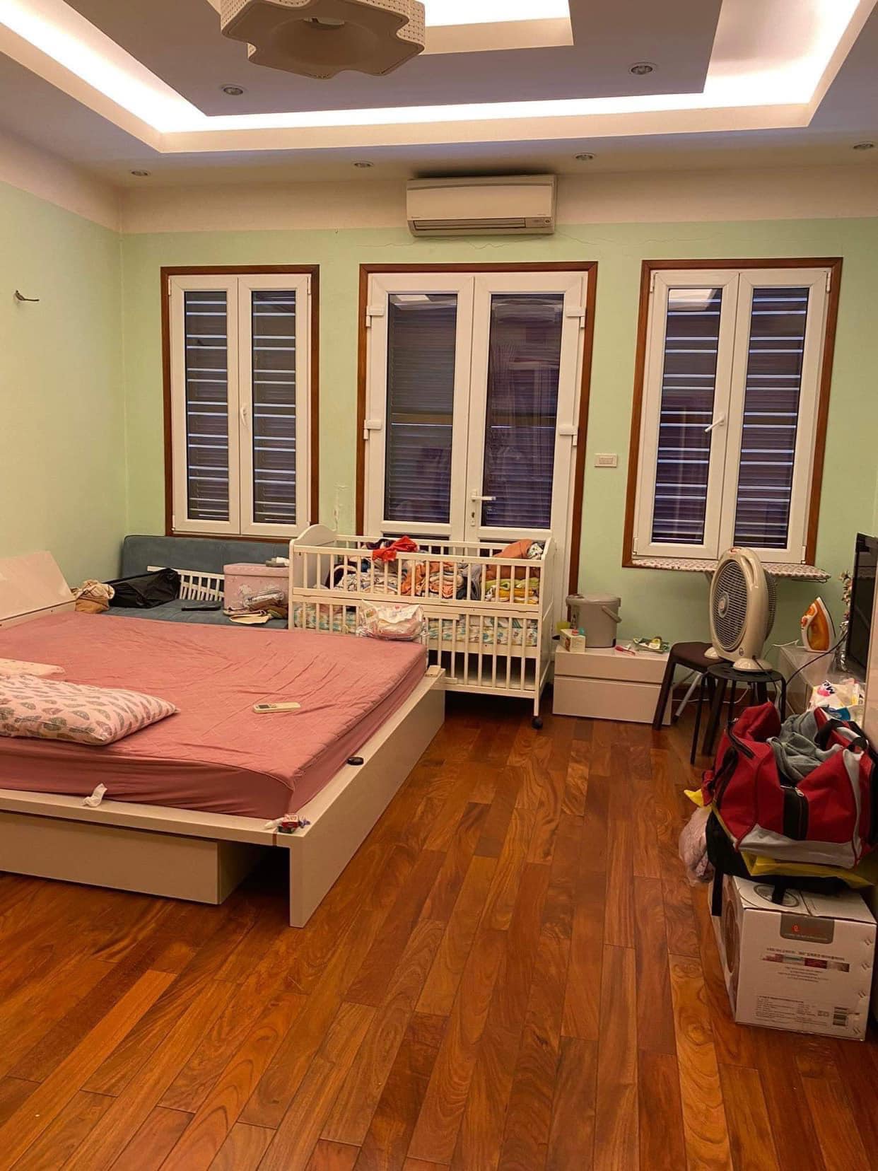 Bán nhà ngõ 24 Kim Đồng Hoàng Mai Hà Nội 24 tỷ - Ngõ 3 ô tô tránh nhau nhà