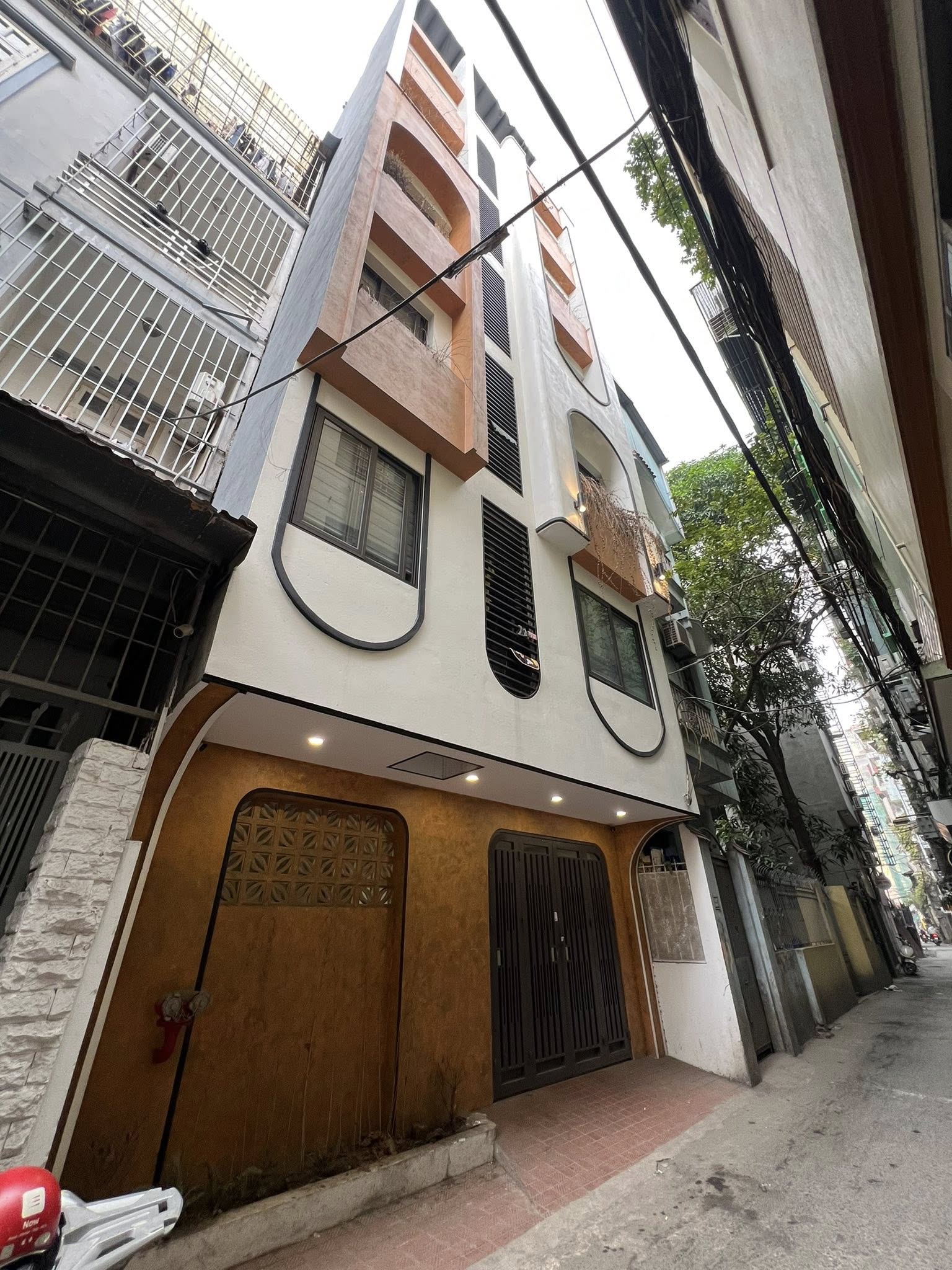 Bán tòa nhà căn hộ dịch vụ đường Trung Văn, 90m2 - 7 tầng, thang máy, 17 phòng cho thuê