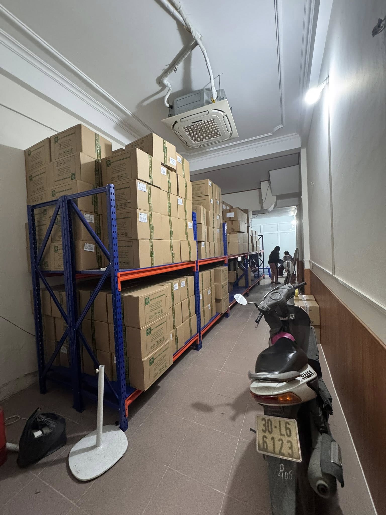 Bán nhà phố Ao Sen, 70m2, 4 tầng, gara ô tô, kinh doanh