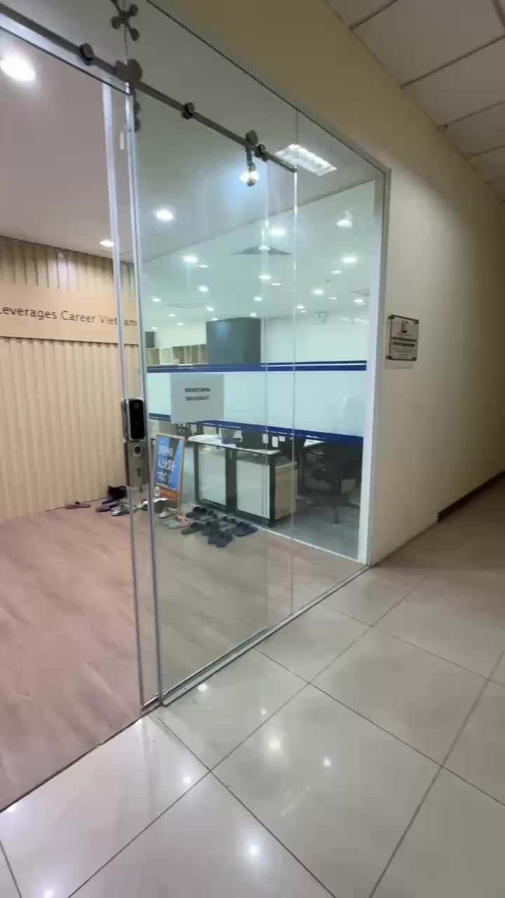 Ban quản lý cho thuê văn phòng 101 Láng Hạ, Đống Đa, diện tích: 100m2, 159m2, 193m2 ... 300m2, chỉ 300.000 VNĐ/m2