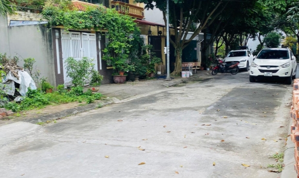 Bán đất Việt Hưng, 75m2, mặt tiền 5m, đường nhựa 6m ô tô tránh