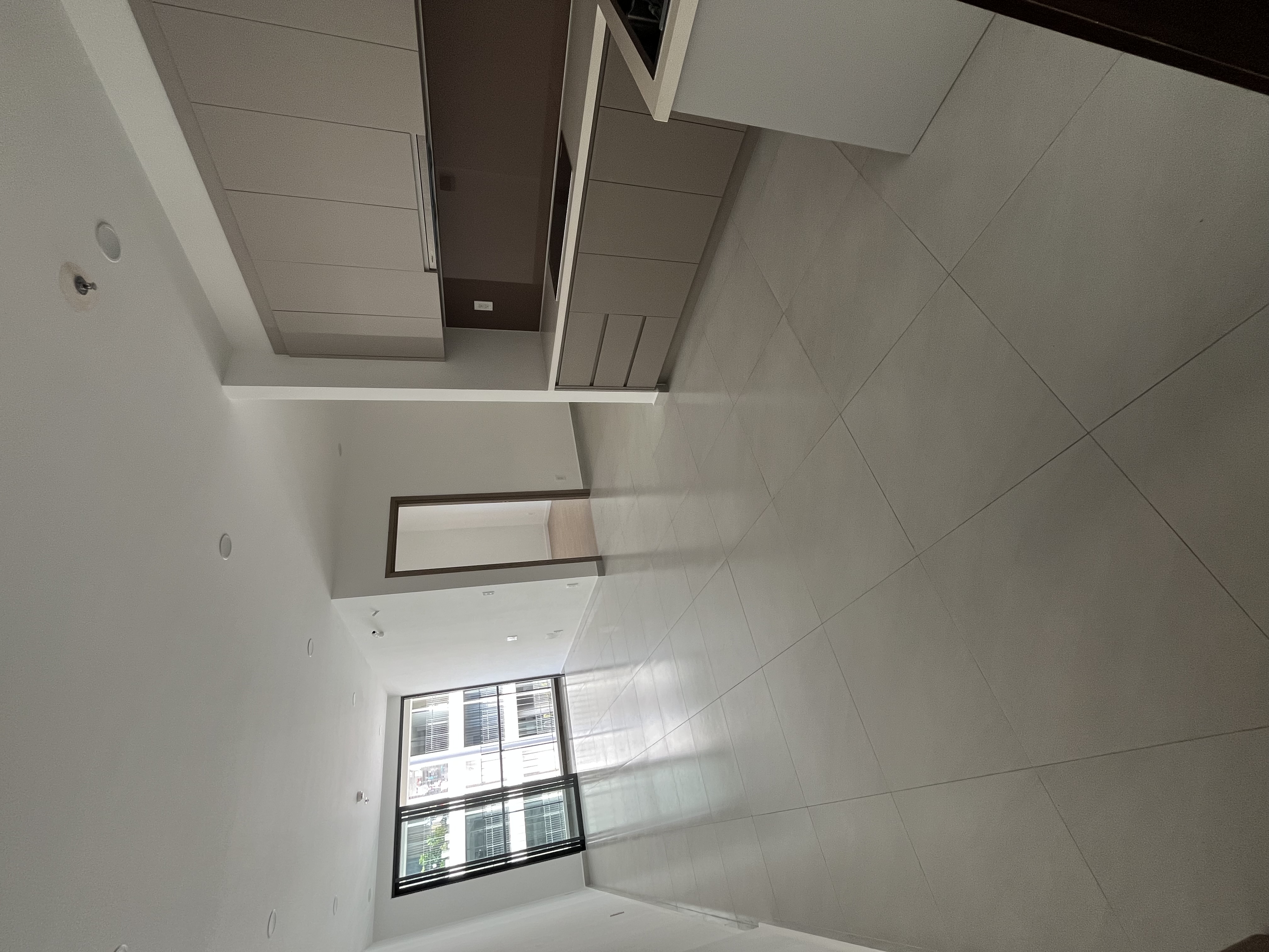 Sổ hồng 65m2, giãn thanh toán 24 tháng, nhà mới dọn vào ở ngay